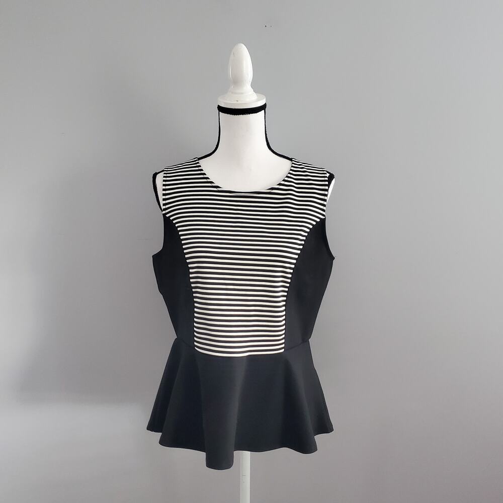 New York & Company Stretch Women's Sleeveless Striped Peplum Top Blouse Size L